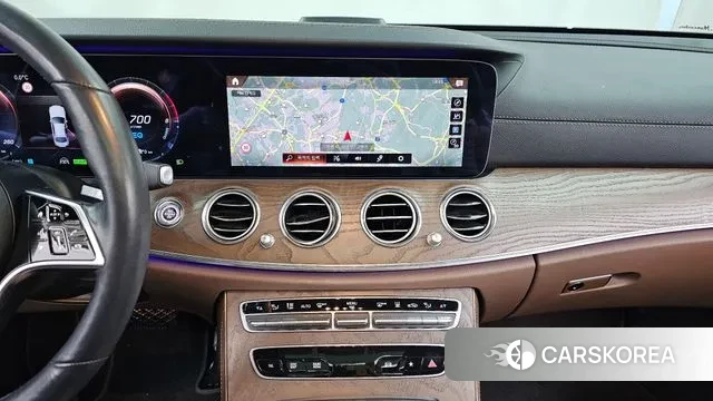 Mercedes-Benz E-Class W213 2021 Серый из Кореи, фото 5