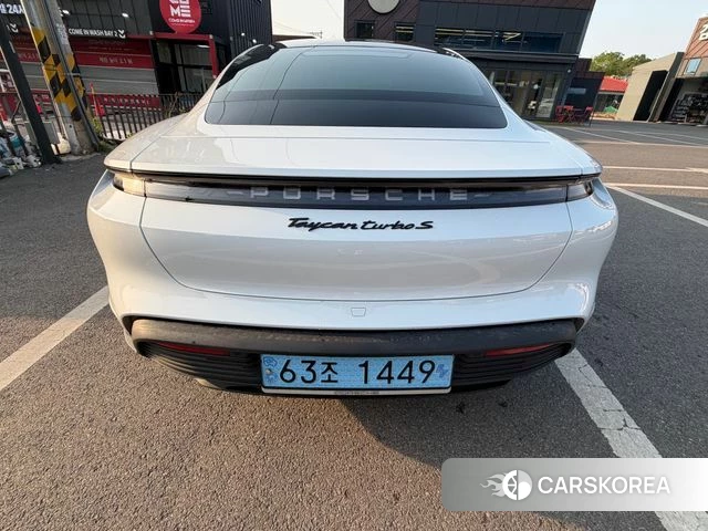Porsche Taycan 2023 Белый из Кореи, фото 5