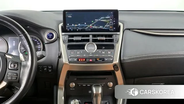 Lexus NX300h 2021 Белый из Кореи, фото 5