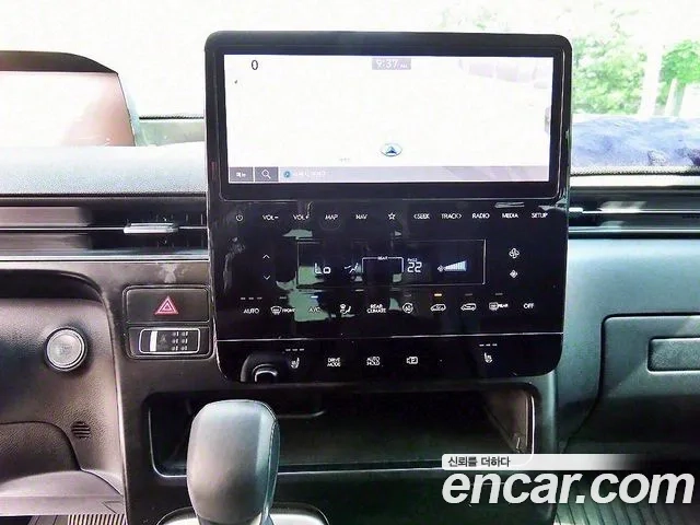 Hyundai Staria 2022 Серебристо-серый из Кореи, фото 5