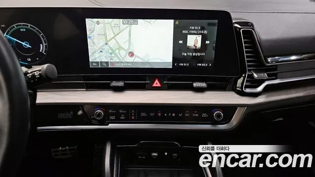 Kia Sportage 5th Generation Hybrid 2023 Белый из Кореи, фото 5