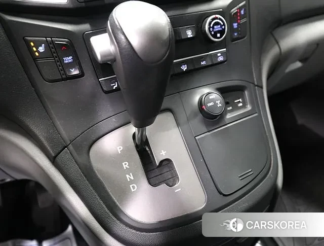 Hyundai The New Grand Starex 2019 Желтый из Кореи, фото 5