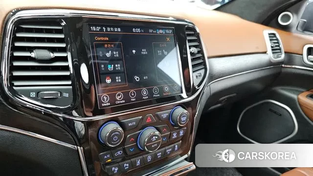 Jeep Grand Cherokee 2021 Черный из Кореи, фото 5