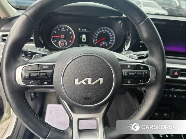 Kia K5 3rd generation 2022 Белый из Кореи, фото 5