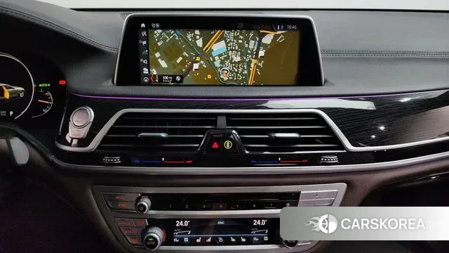 BMW 7 Series (G11) 2018 Черный из Кореи, фото 5