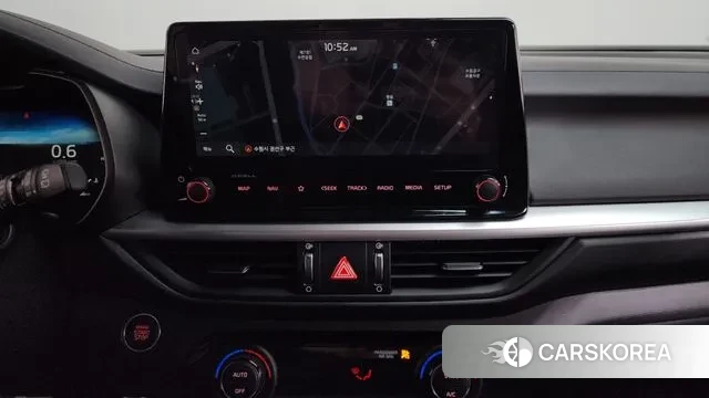 Kia The New K3 2nd generation 2023 Белый из Кореи, фото 5