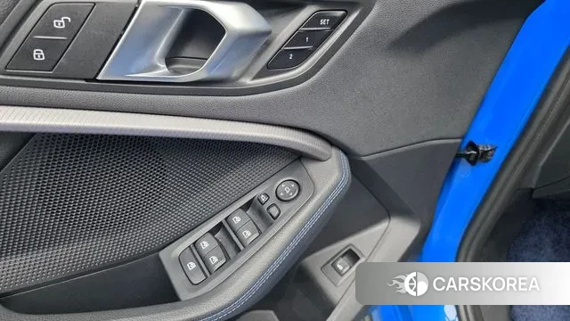 BMW 1 Series (F40) 2023 Синий из Кореи, фото 5