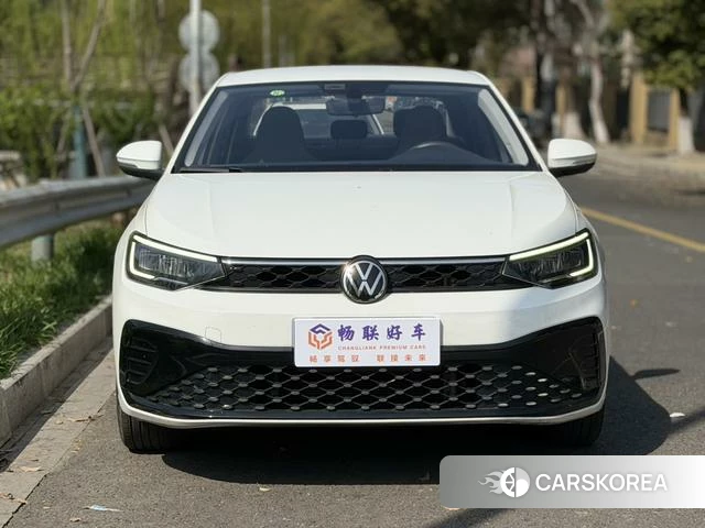 Volkswagen Lavida 2024 Белый из Китая, фото 5