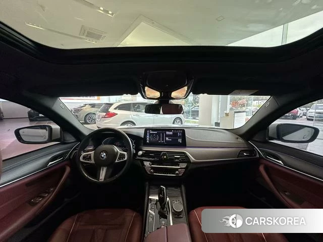 BMW 5 series PHEV 2021 Белый из Китая, фото 5
