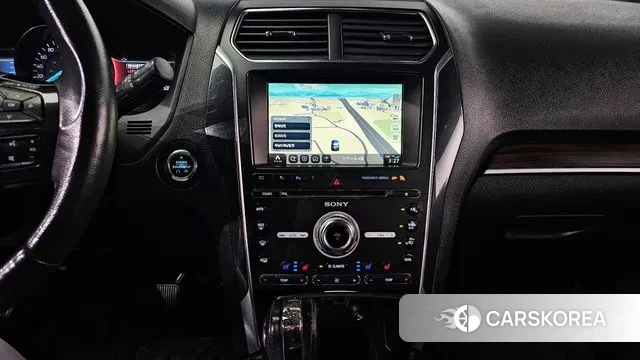 Ford Explorer 2018 Белый из Кореи, фото 5