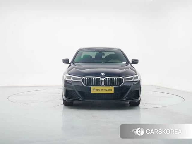 BMW 5 series 2022 Черный из Китая, фото 5