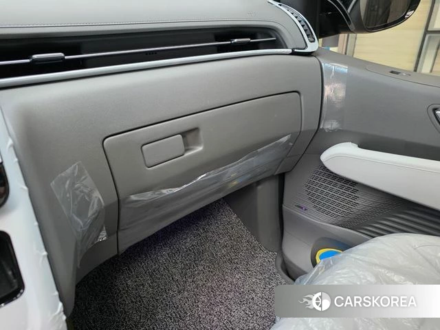 Hyundai Staria 2025 Черный из Кореи, фото 5