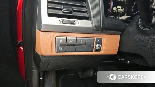 Ssangyong Rexton Sports Cannes 2019 Красный из Кореи, фото 5