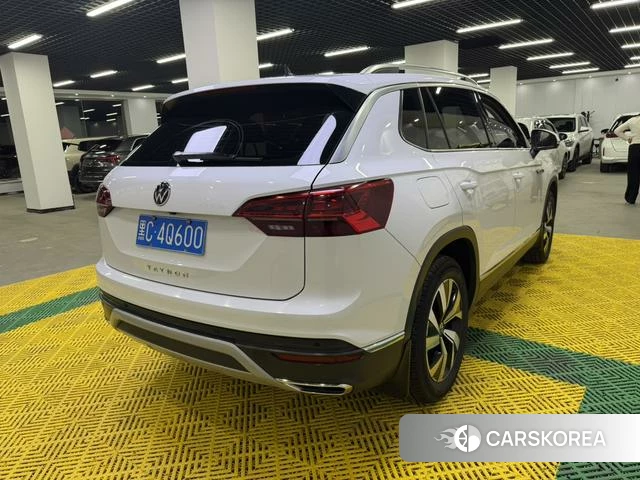 Volkswagen Tanyue 2022 Белый из Китая, фото 5