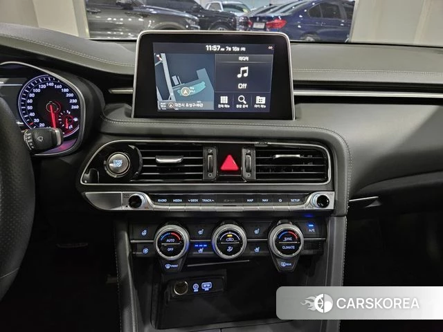 Genesis G70 2019 Белый из Кореи, фото 5