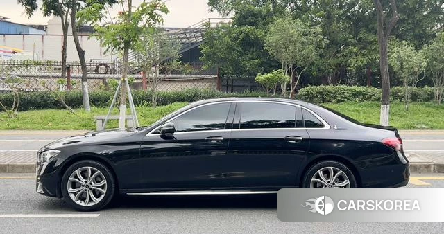 Mercedes-Benz E-class id 4222160 из Китая 5
