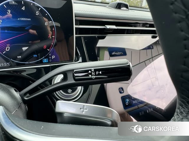 Mercedes-Benz E-class 2025 Черный из Китая, фото 5