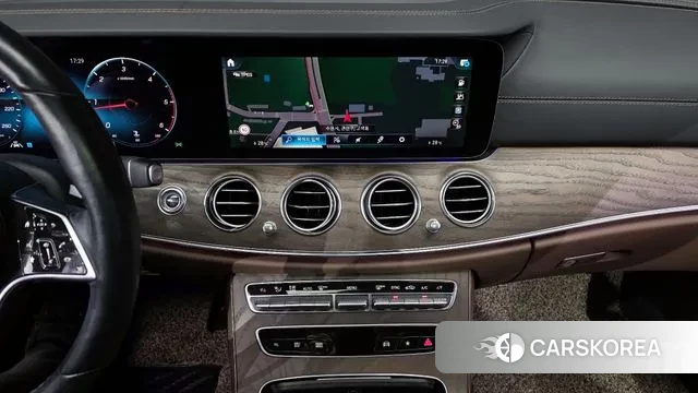 Mercedes-Benz E-Class W213 2021 Серый из Кореи, фото 5