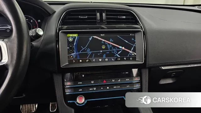 Jaguar F-PACE 2019 Белый из Кореи, фото 5