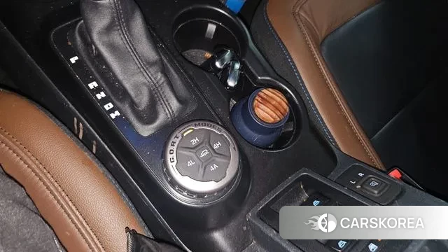 Ford Bronco 6th Generation 2022 Жемчужный цвет из Кореи, фото 5