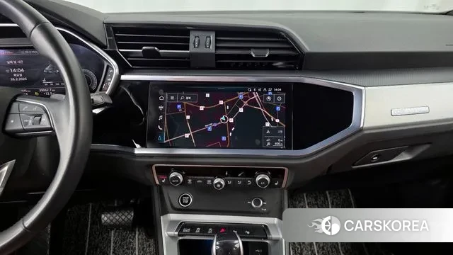 Audi Q3 (F3) 2023 Белый из Кореи, фото 5