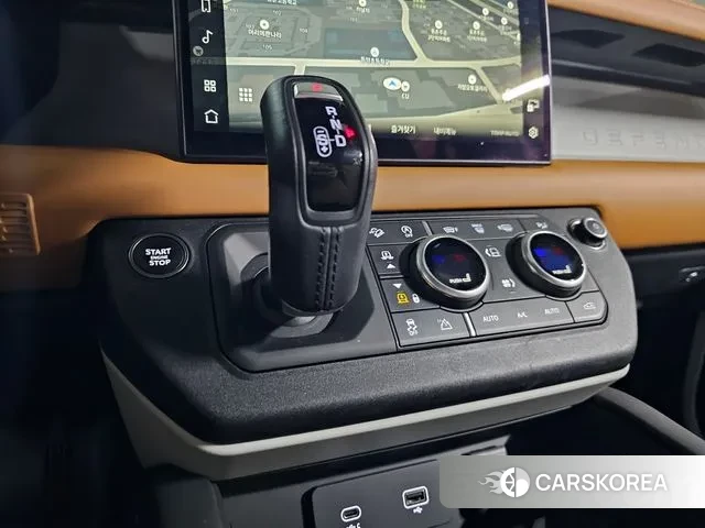 Land Rover Defender (L663) 2023 Белый из Кореи, фото 5