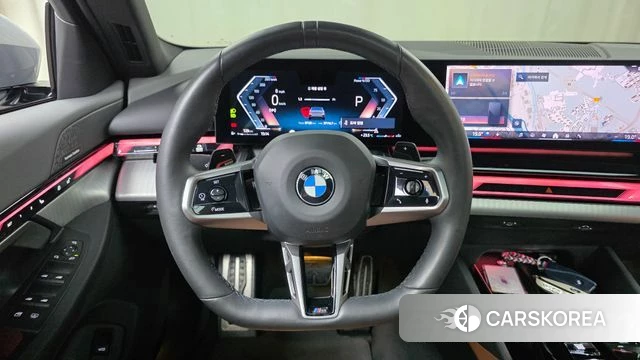 BMW 5 Series (G60) 2024 Цвет галактики из Кореи, фото 5