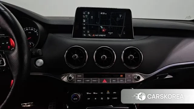 Kia Stinger 2018 Серебристо-серый из Кореи, фото 5