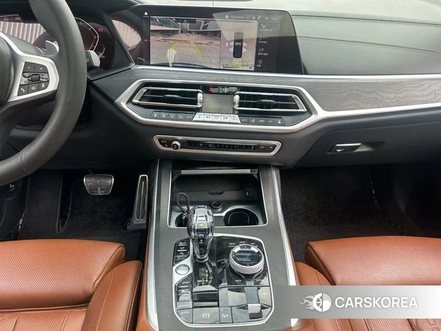 BMW X7 2021 Черный из Китая, фото 5