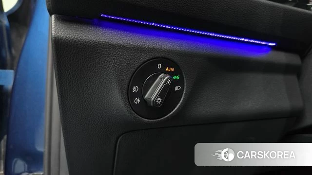 Volkswagen 7th Generation of Jetta 2020 Синий из Кореи, фото 5