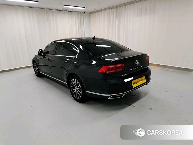 Volkswagen Magotan 2021 Черный из Китая, фото 5