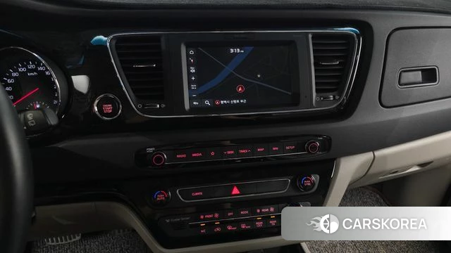 Kia The New Carnival 2018 Белый из Кореи, фото 5