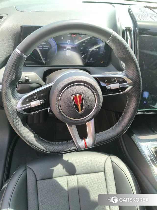 Red flag HS3 PHEV 2025 Белый из Китая, фото 5