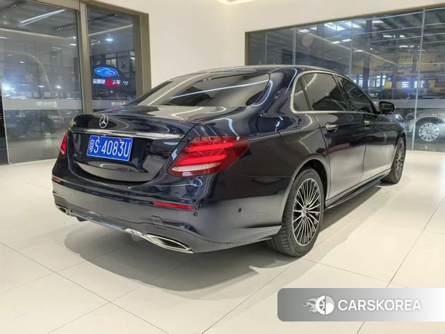 Mercedes-Benz E-class id 4220570 из Китая 5