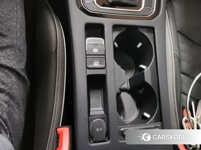 Volkswagen Arteon 2023 Белый из Кореи, фото 5