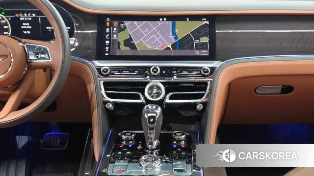Bentley Flying Spur 3rd Generation 2023 Черный из Кореи, фото 5