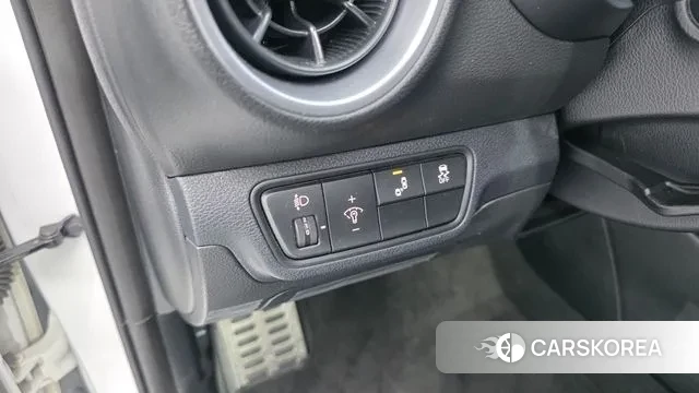 Kia The New K3 2nd generation 2021 Белый из Кореи, фото 5