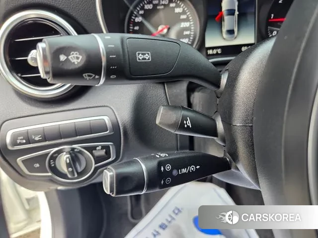 Mercedes-Benz C-Class W205 2018 Белый из Кореи, фото 5