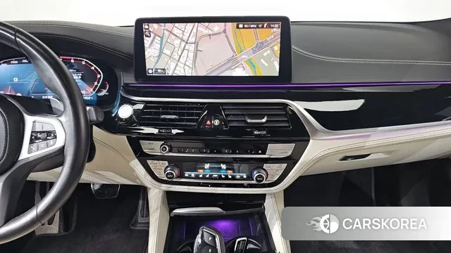 BMW 5 Series (G30) 2021 Черный из Кореи, фото 5