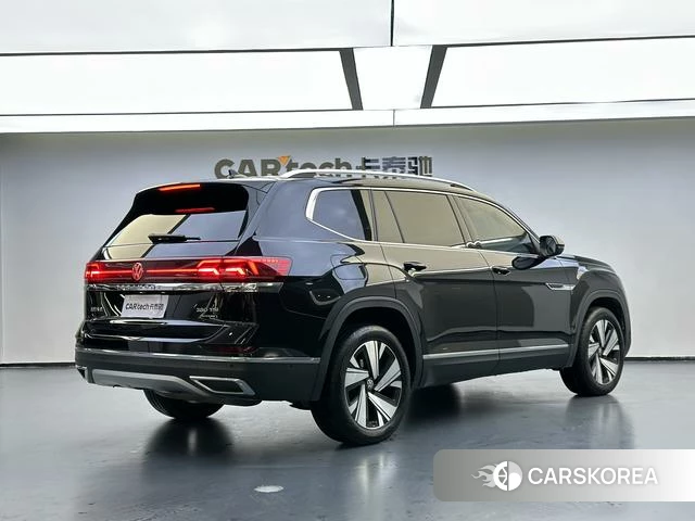 Volkswagen Tourang 2023 Черный из Китая, фото 5
