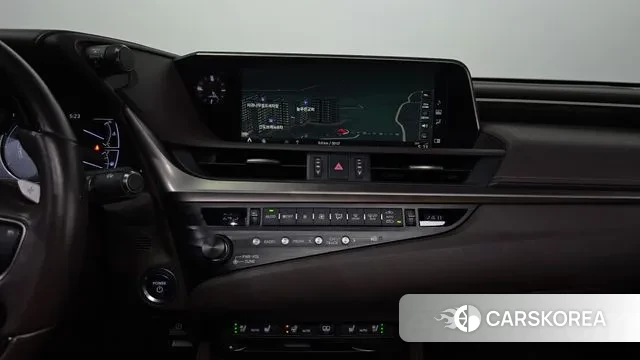 Lexus ES300h 7th generation 2018 Песочный из Кореи, фото 5