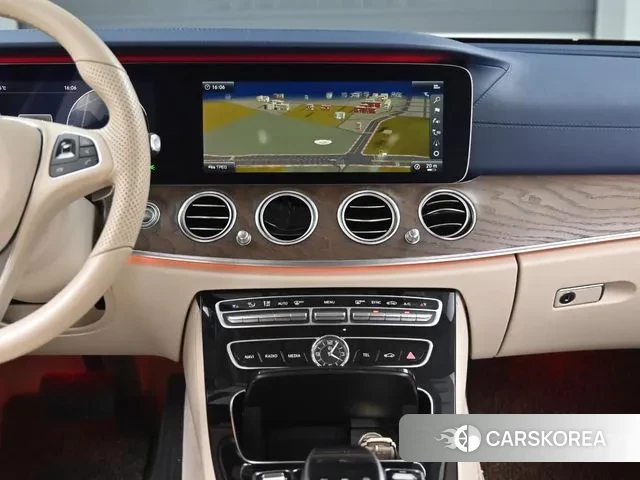 Mercedes-Benz E-Class W213 2018 Черный из Кореи, фото 5