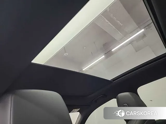 BMW 5 Series (G60) 2024 Белый из Кореи, фото 5