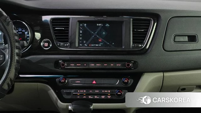 Kia The New Carnival 2019 Белый из Кореи, фото 5