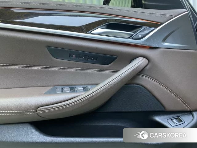 BMW 5 series id 3869930 из Китая 5