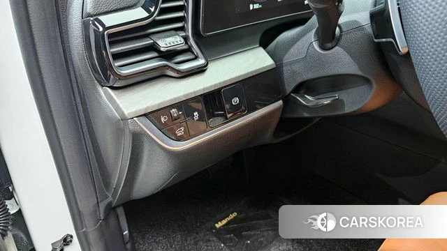 Kia Sportage 5th Generation 2022 Белый из Кореи, фото 5