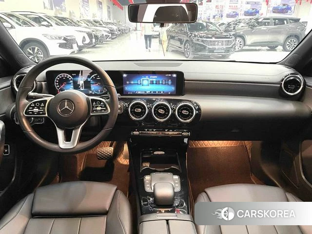 Mercedes-Benz Class A 2021 Белый из Китая, фото 5