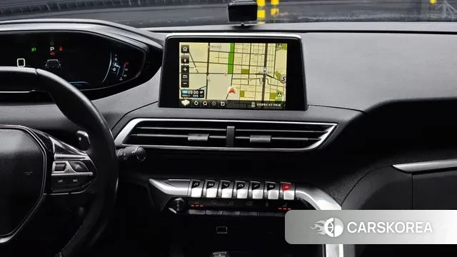 Peugeot 5008 second generation 2018 Белый из Кореи, фото 5