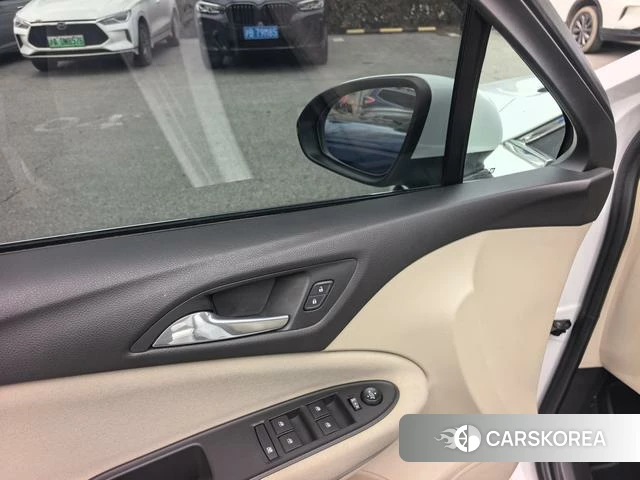 Buick Weilang 2018 Белый из Китая, фото 5