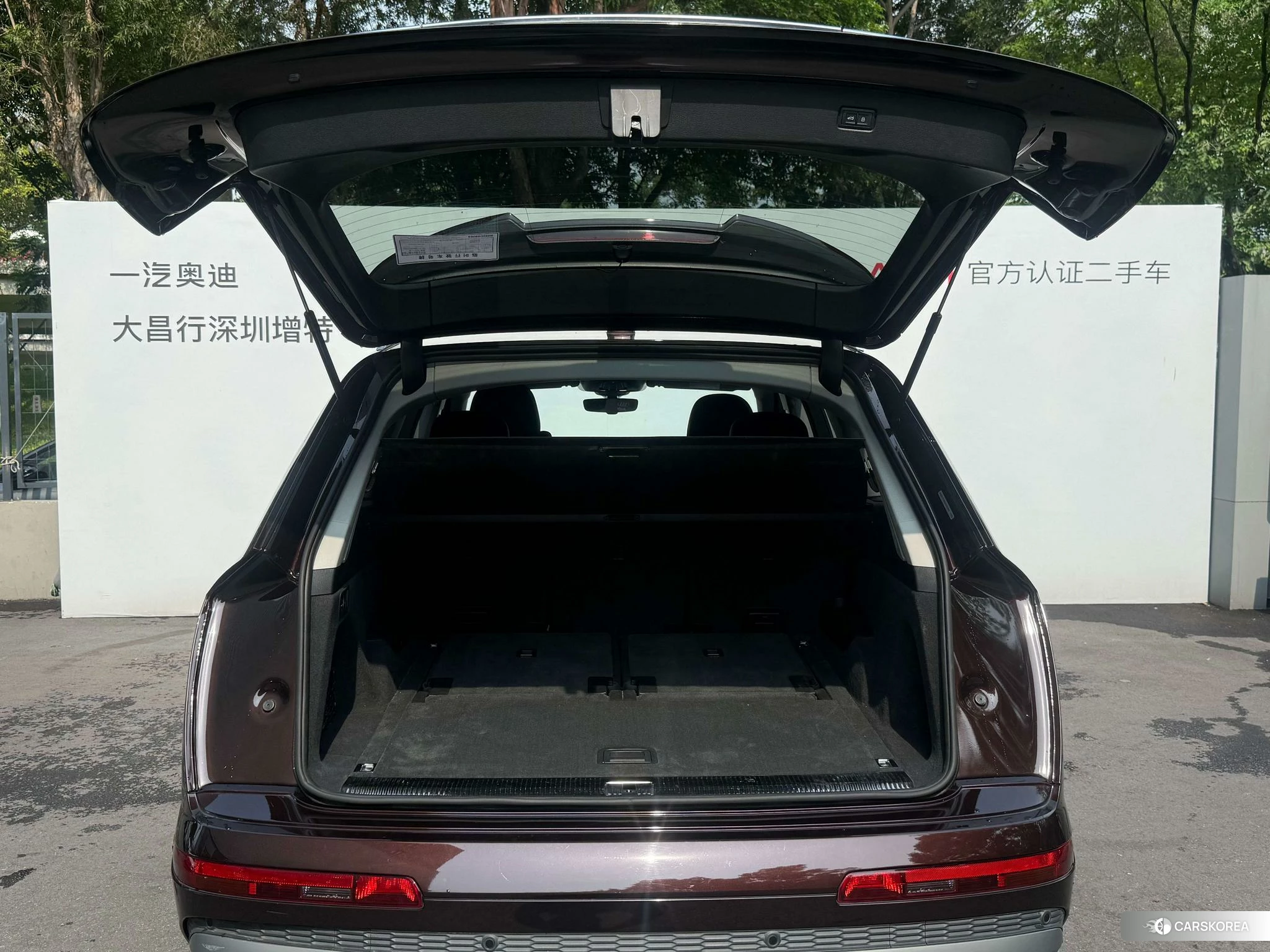 Audi Q7 2020 Коричневый из Китая, фото 5